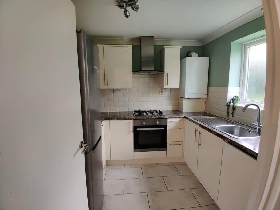 Apartment Cosy And Modern Two Bedroom Flat Near Heathrow Hayes (Greater London)